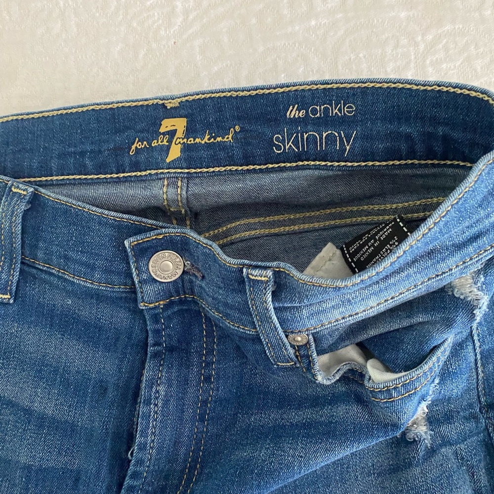 7 For All Mankind The Ankle Skinny size 27